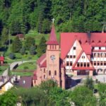 Klasztor w Korbielowie na Szlaku Dominikańskim Klasztor w Korbielowie na Szlaku Dominikańskim